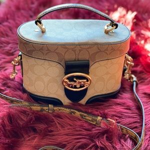 Georgie Gem Crossbody in Signature Blocked